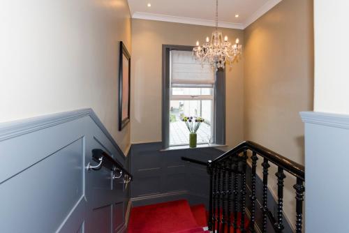 Irvine Guest House 5