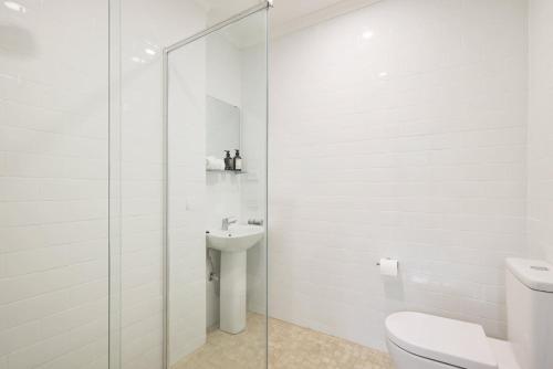 Studios - Manly 3min walk to Manly Beach and Corso - image 2
