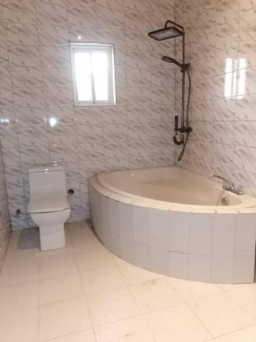 Cutting Edge Guest House in Kunkujang Jattaya