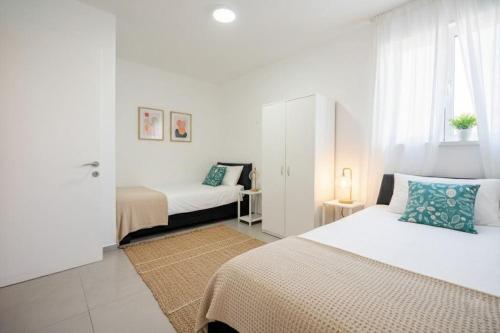 Luxury 5 Rooms Apartments 3 minutes from beach in Ashdod