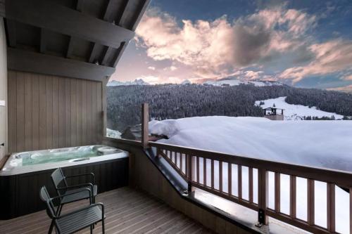 6BR Apartment in Meribel Falcon Lodge - REACH US AT - What's App - 0041-79-807-94-27 in Meribel