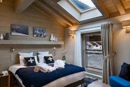 6BR Apartment in Meribel Falcon Lodge - REACH US AT - What's App - 0041-79-807-94-27 in Meribel