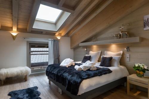 6BR Apartment in Meribel Falcon Lodge - REACH US AT - What's App - 0041-79-807-94-27 in Meribel