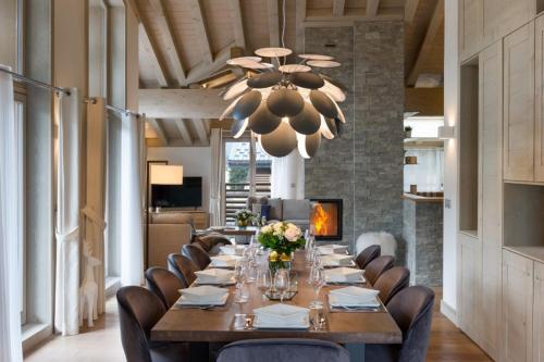 6BR Apartment in Meribel Falcon Lodge - REACH US AT - What's App - 0041-79-807-94-27 in Meribel