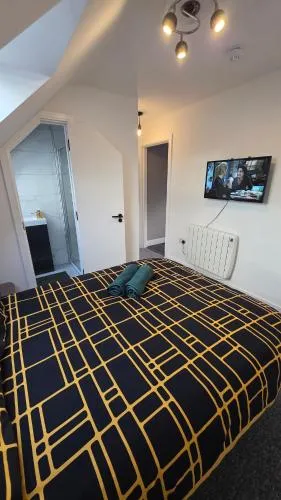 Lodge Causeway studio flat in Fishponds Bristol photo 2