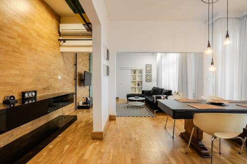Casa Desideria 2BAD 2BATH, PARKING , Vitosha Blvd, Sofia