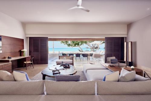 5 bedrooms, 5 beds