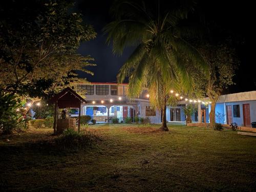 Exterior view, Yubarta Lodge in Uvita