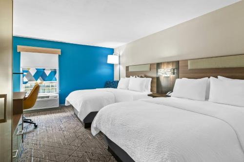 Comfort Inn and Suites Joplin - image 43