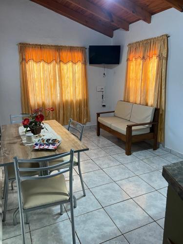 Iekārtas, Hospedaje Arroyito in Žardin Amerika