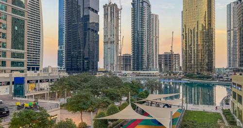 Lake View | 1BHK in JLT | Next to Metro 