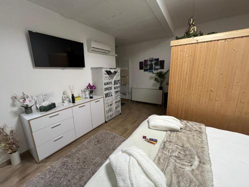 MaBy Wellness Apartment in Hegyeshalom