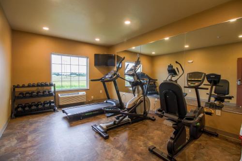 Cobblestone Inn and Suites Devils Lake - 피트니스 센터