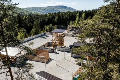 Viesnīcas āriene, LYNX PRO - Base units in Zagorje ob Savi