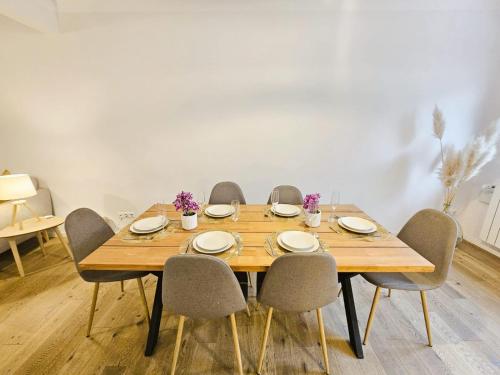 Exceptional 3BR Apartment with private terrace&garden in Дифферданж