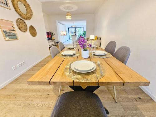 Exceptional 3BR Apartment with private terrace&garden in Дифферданж