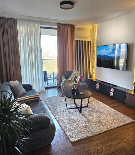 Riviera Suite