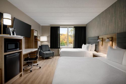 Radisson Hotel Montreal Airport in Montreal (QC)