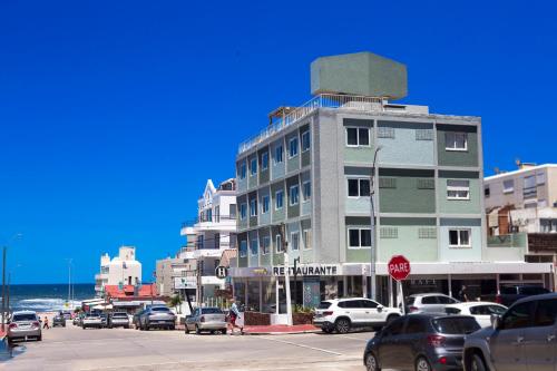 Hotel Playa Brava - 숙소 외관