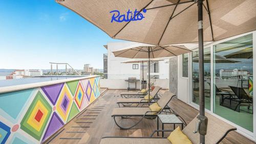 4B Torre KU 2BR Sofa OceanViews Private Balcony