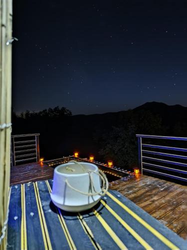 Catunu lupului village Cabana Monte Benito in Valea Manastirii