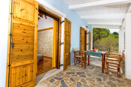 Liuba Houses - image 8