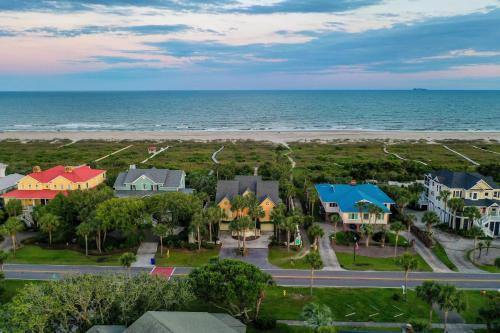 3700 Palm Blvd in Isle of Palms, USA