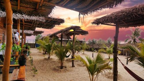 Amwaj Blue Cabana Arugambay in Arugam Bay