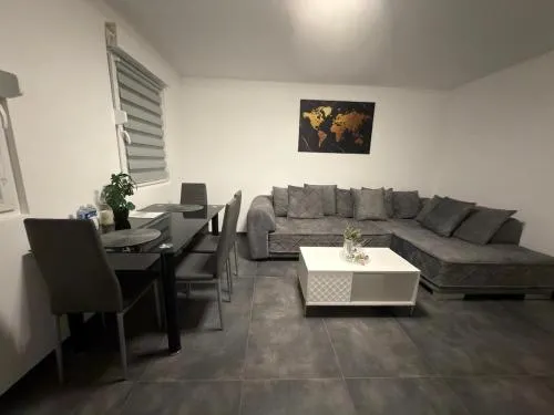 Mira Suites 2 in Schwalbach, Deutschland