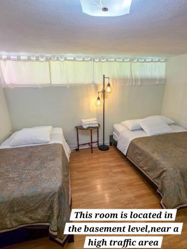 Orange Drive Hostel Room Type - Budget Twin Room