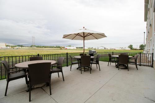 Cobblestone Inn and Suites Devils Lake - 편의 시설/서비스