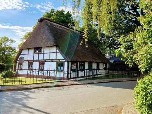 Cabin in Quickborn with swimming pool in Quickborn, Deutschland