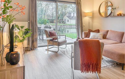 Cozy Home In Hoeven With Wifi in Hoeven (North-Brabant)