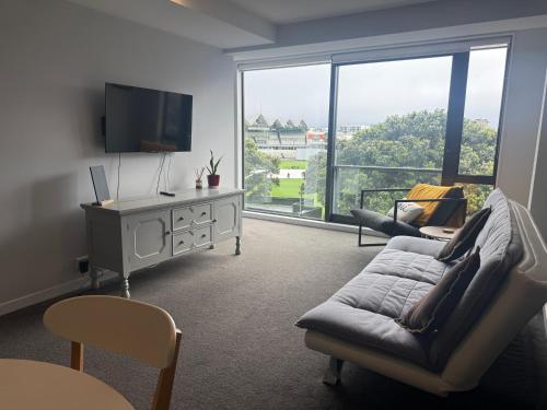 The Rugby Street Studio-Civic and Chic in Mount Victoria