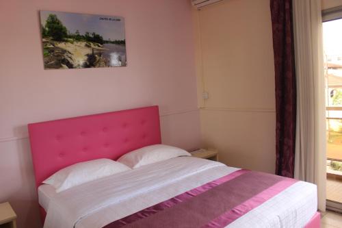 1 queen bed