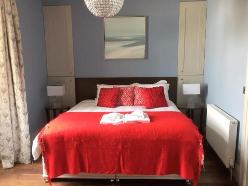 Hewlett Apartments - image 7