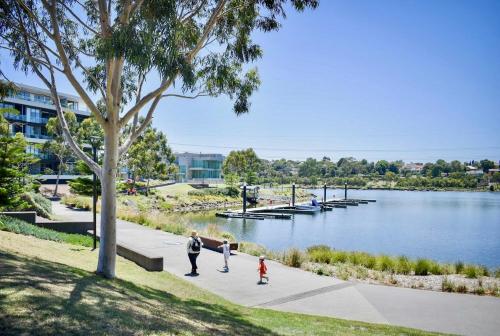 Étterem, Home Away From Home - Maribyrnong Boutique Townhouse in Footscray