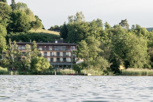 Seehotel Restaurant Lackner - Hotel - Mondsee