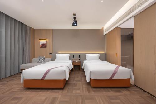 Elong Hotel Qingdao Golden Beach - image 3
