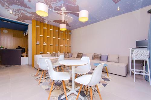 Bar/ Salón, Hostel Dvor in Split