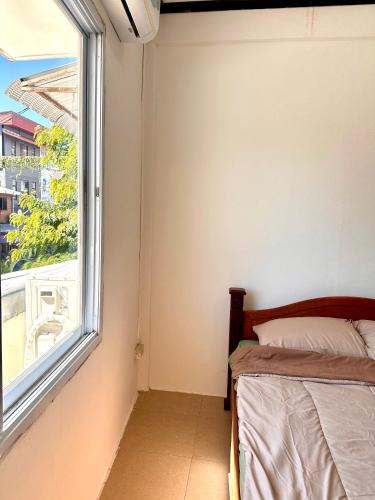 Vientiane Semi detached house in 帕圖夏伊/勝利之門