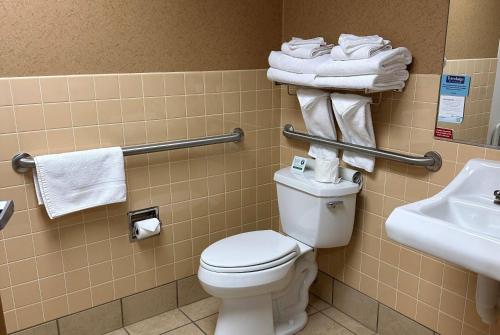 Travelodge by Wyndham Deadwood - image 10