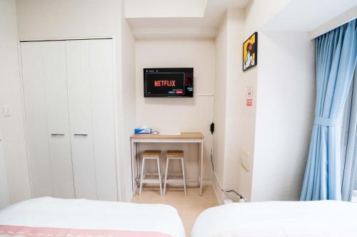 202Room, 5 mins walk from JR Kinshicho North Exit!Near Asakusa & Sky Tree!! The house is on the 2th floor with an elevator, convenient transportation There is a balcony and the room is soundproofed