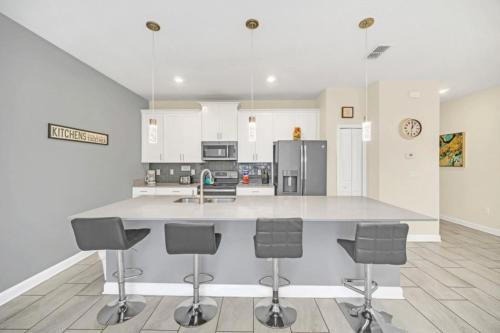Beautiful Paradise Palms Retreat townhouse - image 5