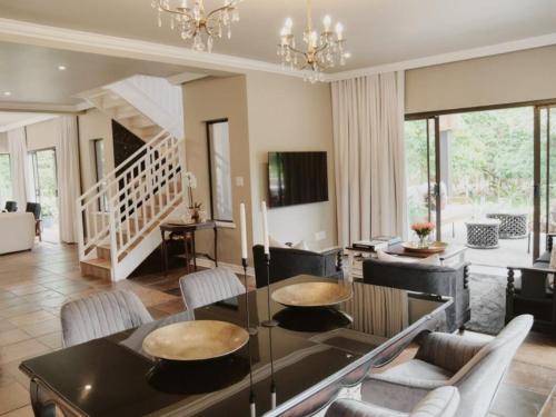 The First House Luxury Villa, Eden Rock Estate in 彭寧頓