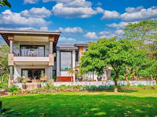 The First House Luxury Villa, Eden Rock Estate in 彭寧頓