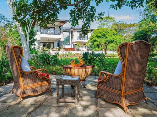 花園, The First House Luxury Villa, Eden Rock Estate in 彭寧頓