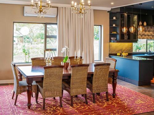 The First House Luxury Villa, Eden Rock Estate in 彭寧頓