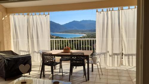 Villa T4 à Campomoro corse du sud, 800m plage gîte à louer Portigliolo