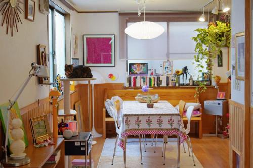 Artful Cats house, Tokyo